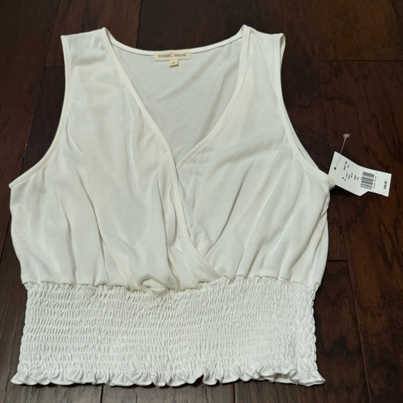 Moa Moa Off White Cropped Top Size Large MSRP $38 NWT Lovely and soft - Picture 3 of 7
